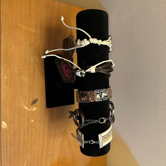 5 Piece Paparazzi Bracelet set - Picture 4 of 13